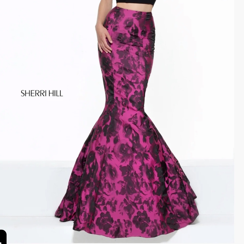 Sherri Hill Black and Pink Floral Mermaid Skirt Size 2